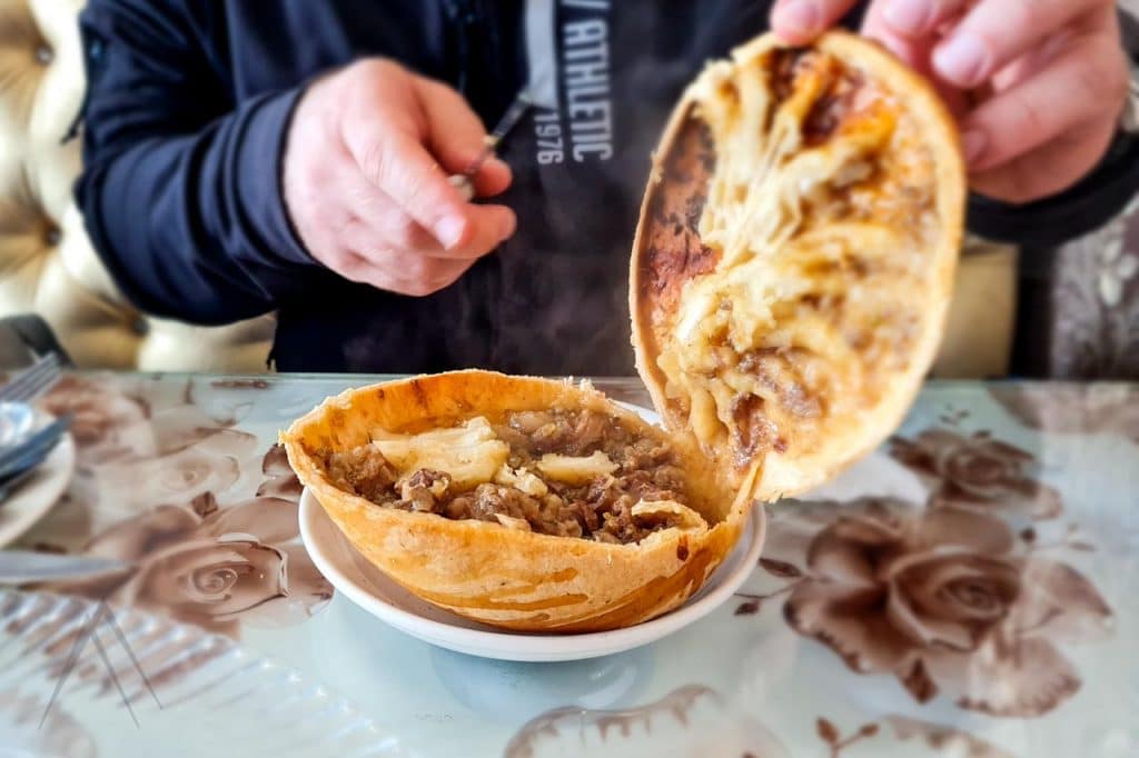 Riesiges Samsi in Osh