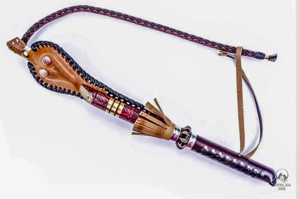 Kamchy, die zentralasiatische Pferdepeitsche