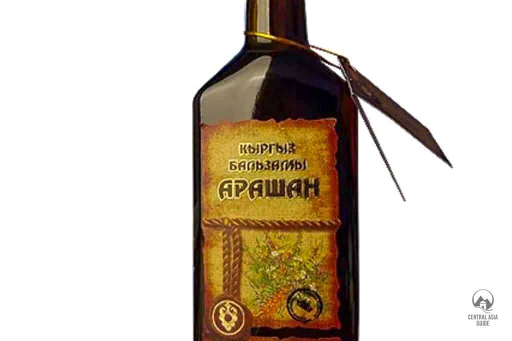 Kirgisischer Arashan Balsamlikör ist ein gutes Souvenir