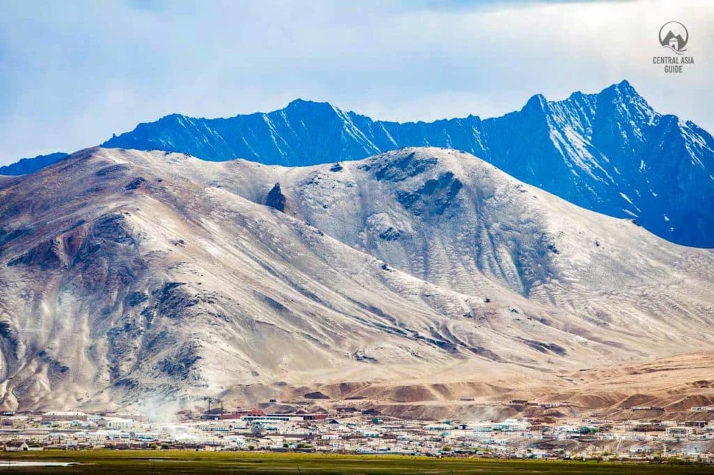 Überblick über die Stadt Murghab, in Tadschikistan.