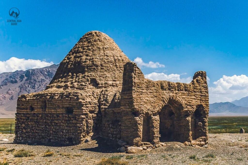 Grabmal eines chinesischen Händlers im Pamir
