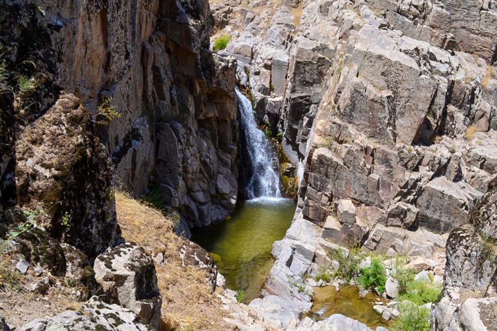 Devsharshara Wasserfall