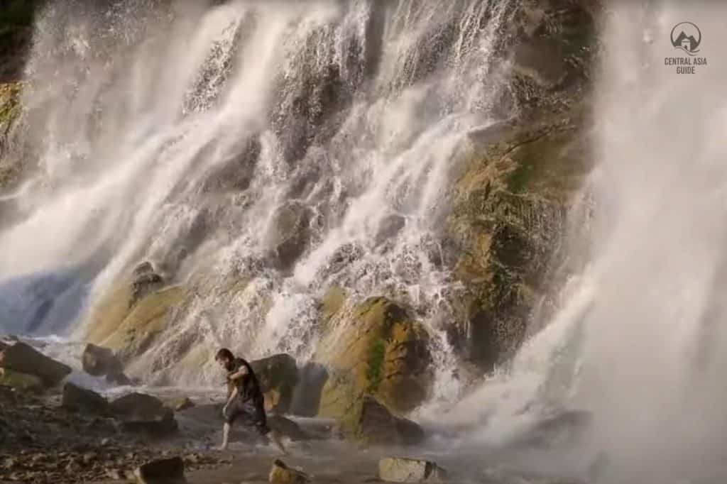 Suvtushar Kaskaden-Wasserfall