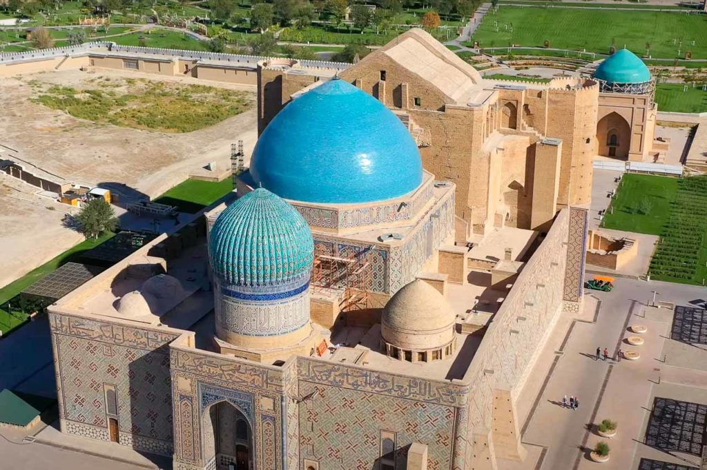Khoja Ahmed Yasawi Mausoleum in der kasachischen Unesco-Stätte in Turkestan