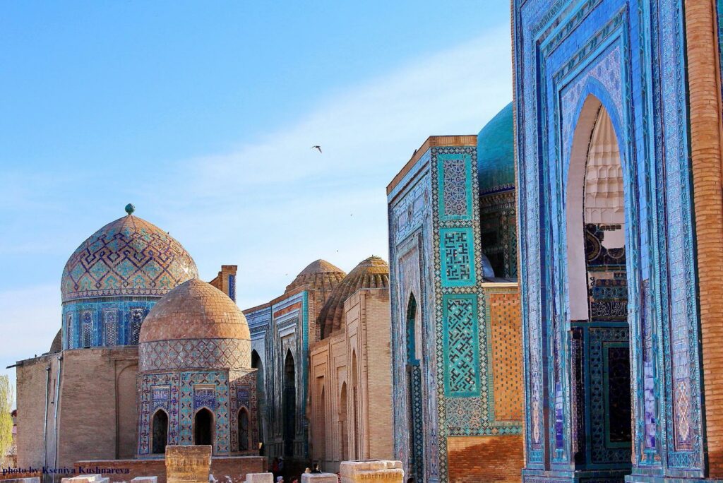 Samarkand's Shah i Zinda ist in den meisten Usbekistan Touren enthalten